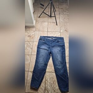 Gloria Vanderbilt Classic Blue Straight Leg Jeans